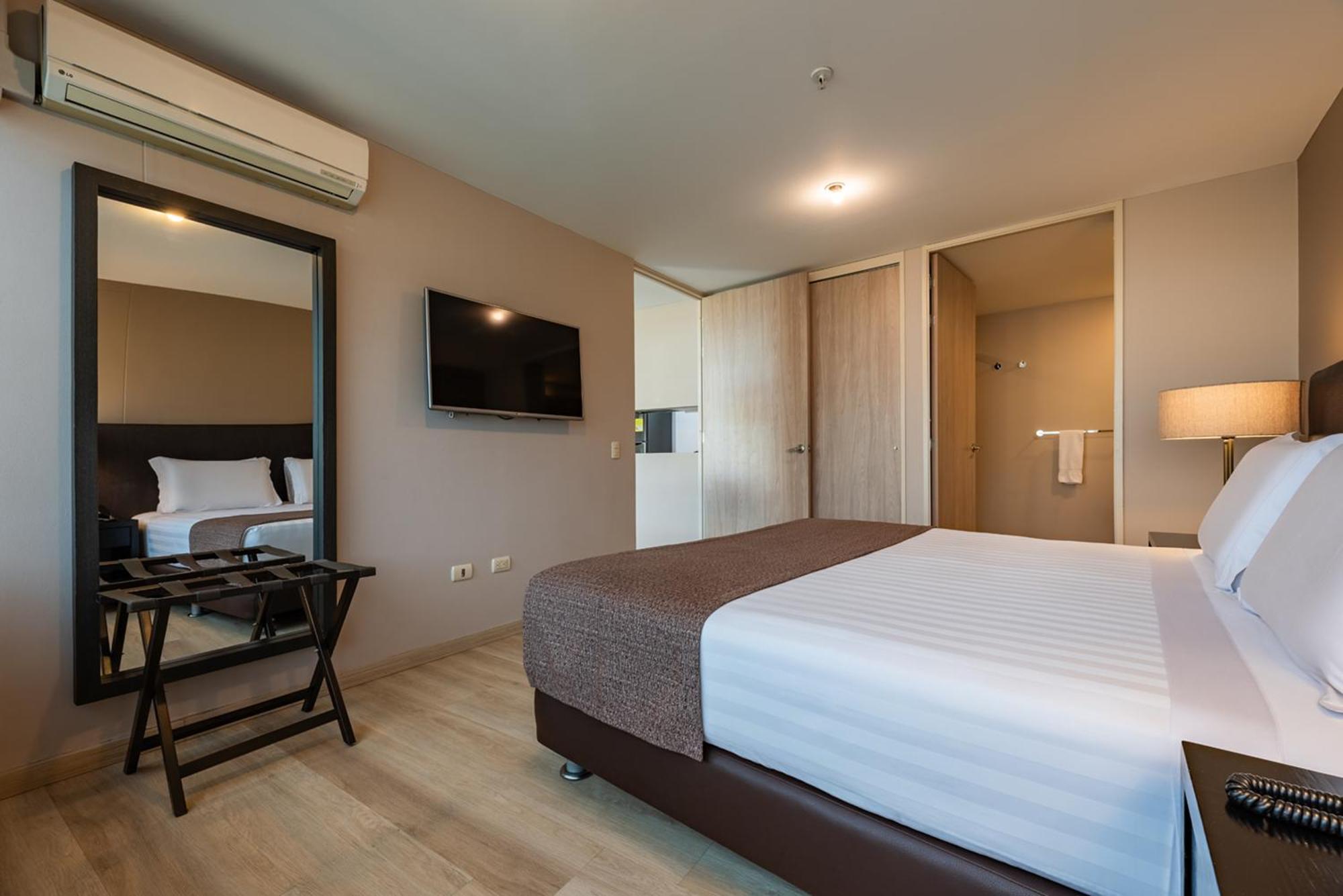 Estelar Aparthotel 3*